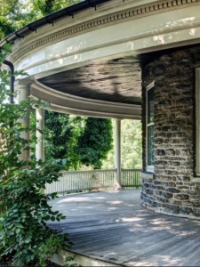 Porch in home of Nicole Juday on the NY Times - saved by Chic n Cheap Living